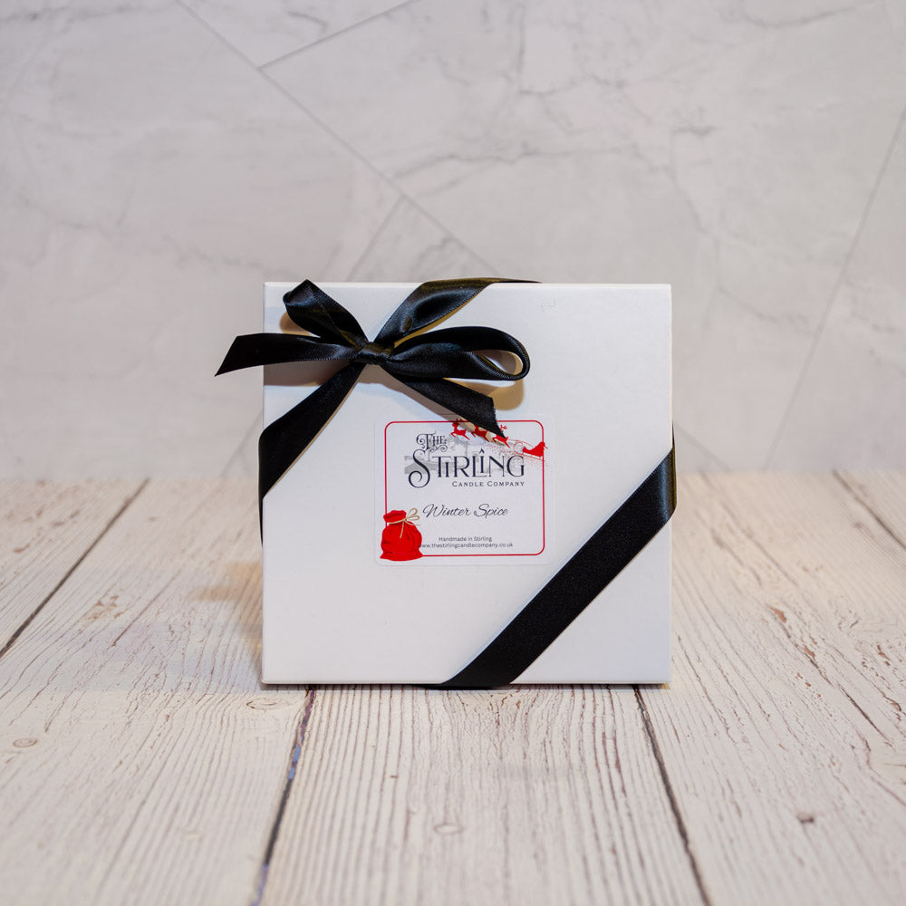 Small wax melt gift box in the fragrance Winter Spice