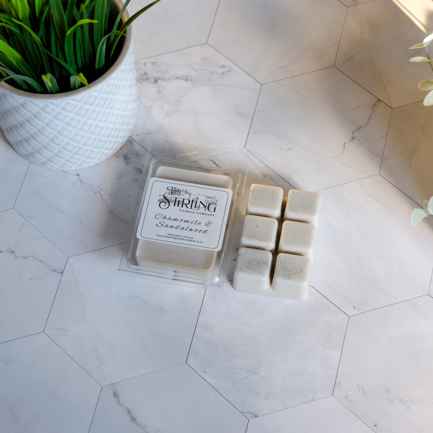 Clamshell - Chamomile & Sandalwood - The Stirling Candle Company